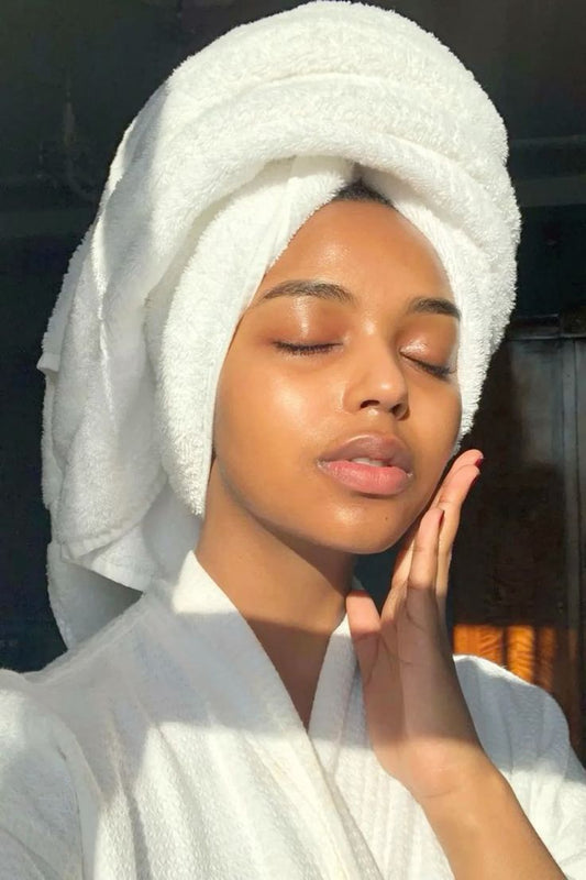 MORNING VS EVENING SKIN CARE